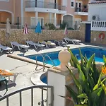 Cabrita Olhos de Agua (Albufeira)