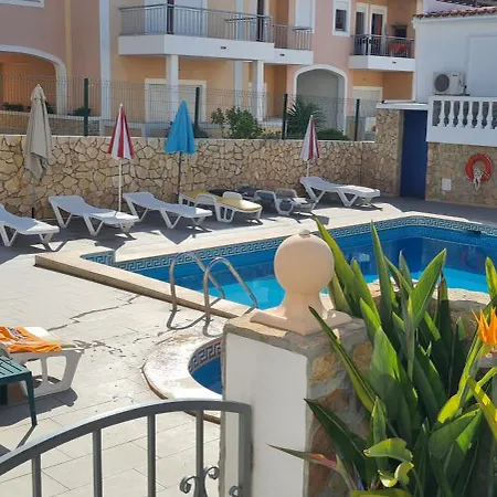 Cabrita Olhos de Agua (Albufeira)